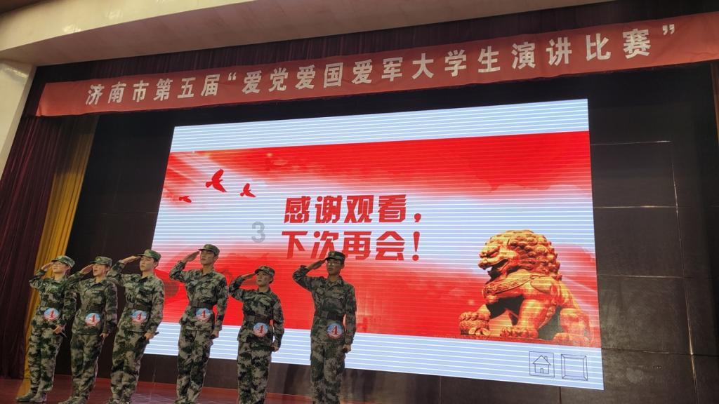 好朋友因为我跟其他人玩就不理我 每次都是我道歉 实在是烦了 还需要去找她说么 我觉得自己没什么错啊